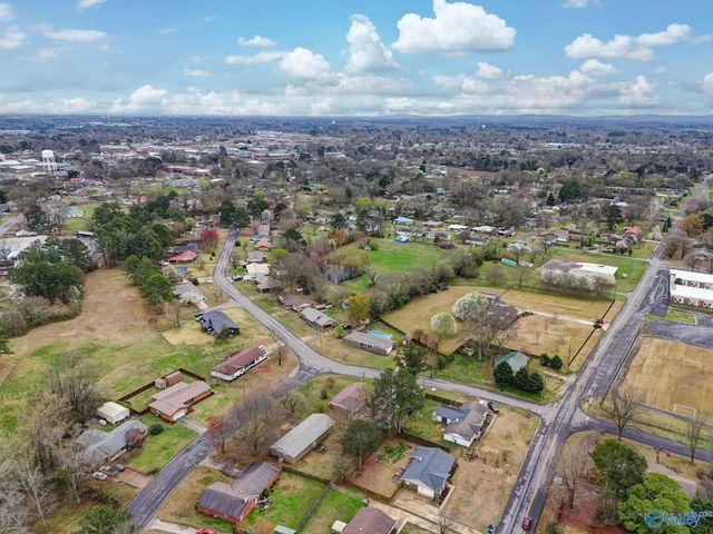 520 Kimberly Drive, Albertville, AL 35950