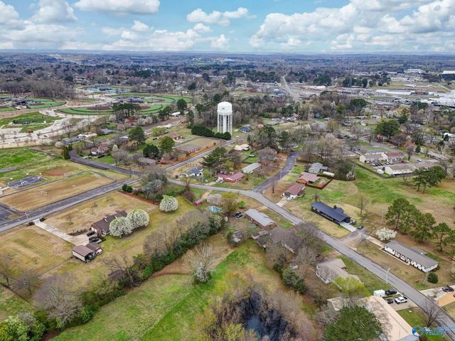 520 Kimberly Drive, Albertville, AL 35950