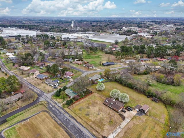 520 Kimberly Drive, Albertville, AL 35950