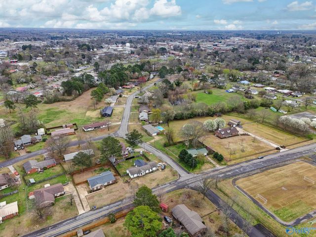 520 Kimberly Drive, Albertville, AL 35950