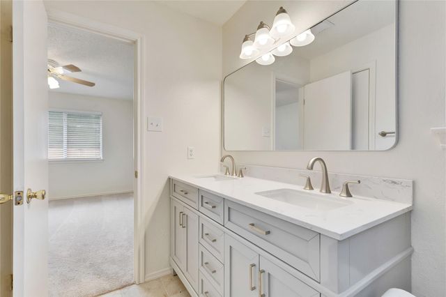 2009 Barnett DR, Cedar Park, TX 78613