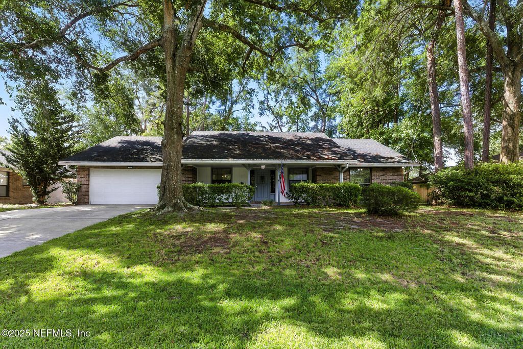 440 SEGOVIA Drive, Fleming Island, FL 32003