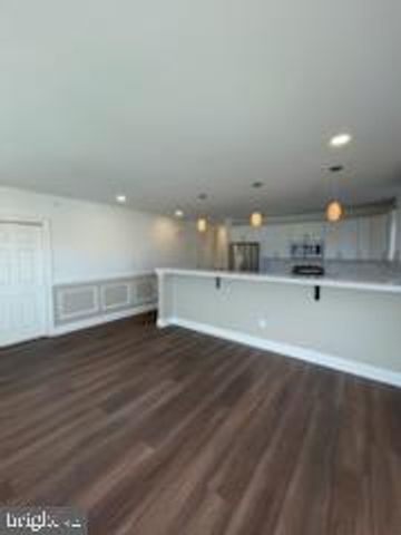 104 GANTTOWN RD, Turnersville, NJ 08012