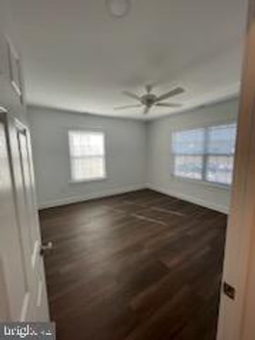 104 GANTTOWN RD, Turnersville, NJ 08012