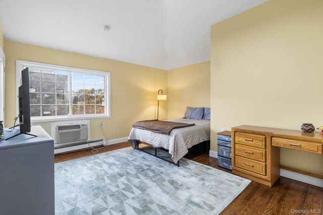 693 Evergreen Avenue, Brooklyn, NY 11207