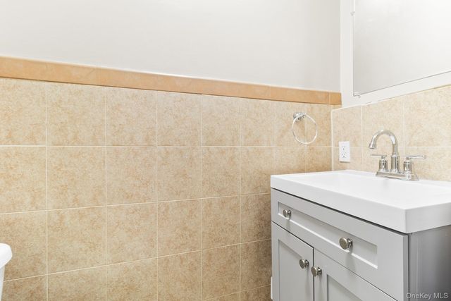 693 Evergreen Avenue, Brooklyn, NY 11207