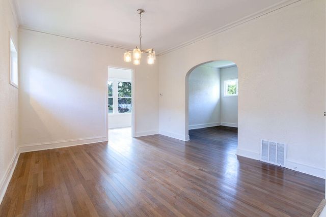 805 Lincoln Street, Gary, IN 46402