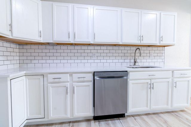 805 Lincoln Street, Gary, IN 46402