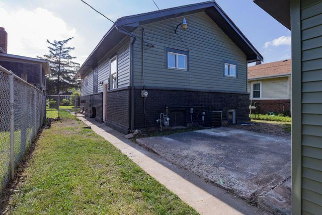 805 Lincoln Street, Gary, IN 46402