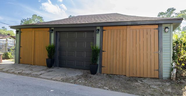 805 Lincoln Street, Gary, IN 46402
