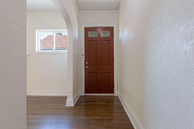 805 Lincoln Street, Gary, IN 46402