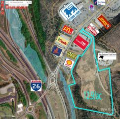 99999 Weaver Street, Columbus, NC 28722