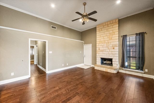 602 Aviary Drive, Desoto, TX 75115