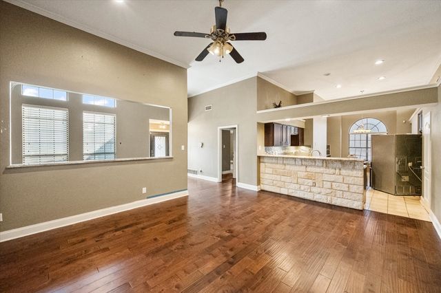 602 Aviary Drive, Desoto, TX 75115