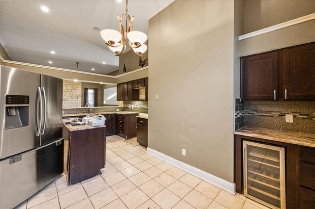 602 Aviary Drive, Desoto, TX 75115