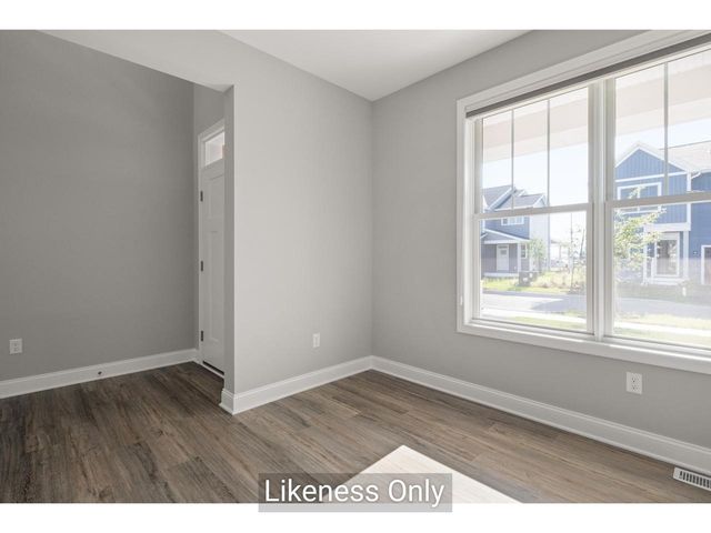 66 Daniel Drive, South Burlington, VT 05403