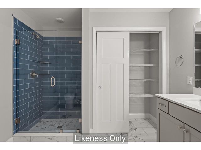 66 Daniel Drive, South Burlington, VT 05403