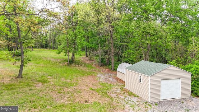 1217 NESTLE QUARRY RD, Falling Waters, WV 25419