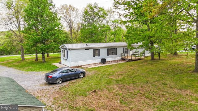 1217 NESTLE QUARRY RD, Falling Waters, WV 25419