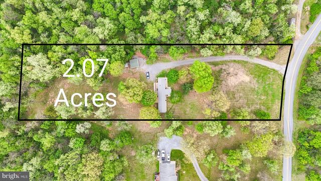 1217 NESTLE QUARRY RD, Falling Waters, WV 25419