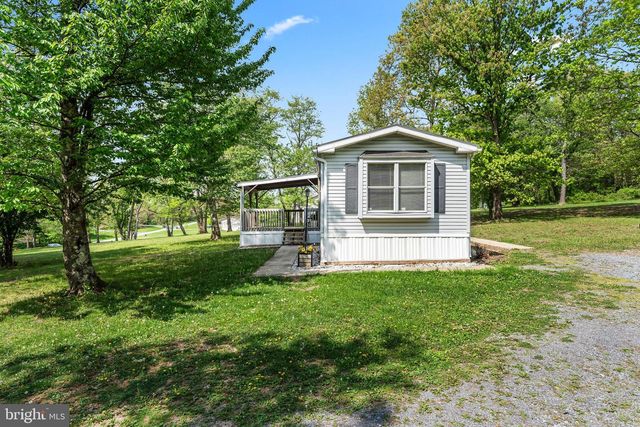 1217 NESTLE QUARRY RD, Falling Waters, WV 25419