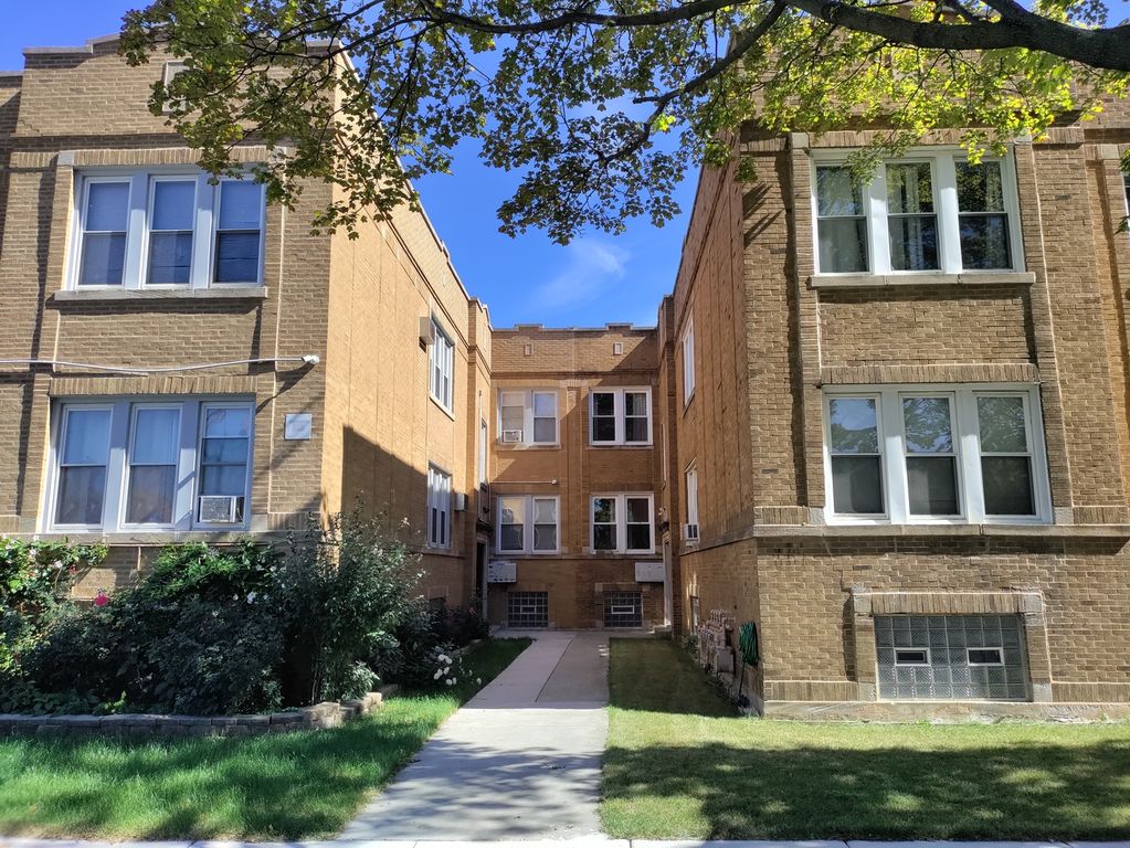 7255 S Washtenaw Avenue 1R, Chicago, IL 60629