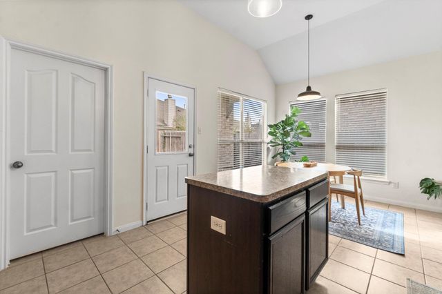 12102 Green Willow Falls Drive, Tomball, TX 77375