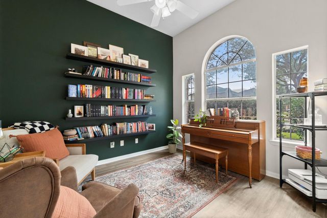 12102 Green Willow Falls Drive, Tomball, TX 77375