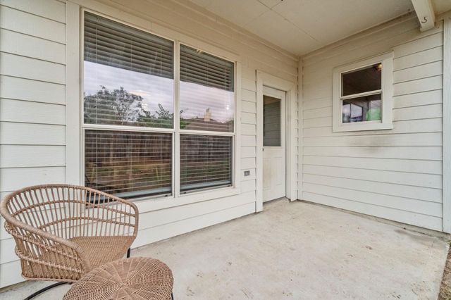 12102 Green Willow Falls Drive, Tomball, TX 77375