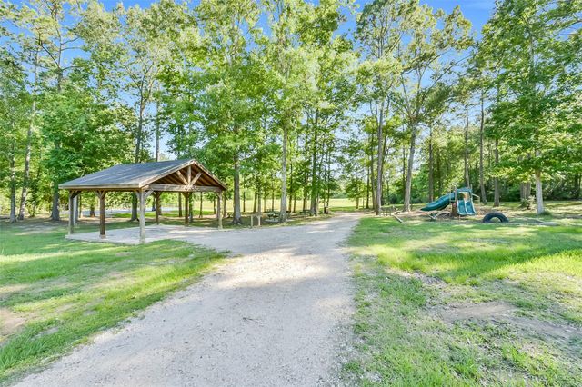 614 County Road 6324, Dayton, TX 77535
