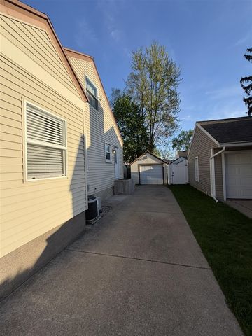 926 N Ottillia Street, Grand Rapids, MI 49507