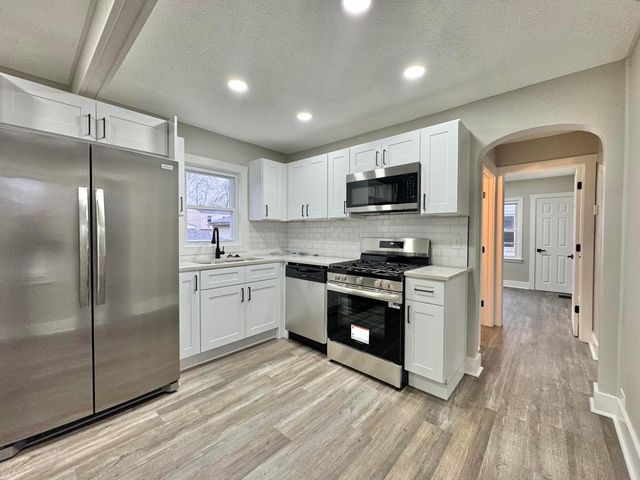 894 Binns Boulevard, Columbus, OH 43204