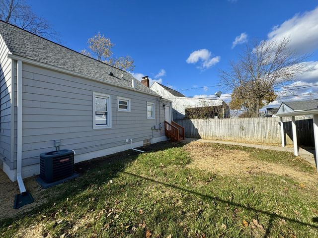 894 Binns Boulevard, Columbus, OH 43204