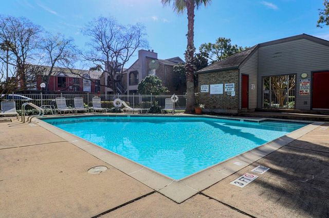 2025 Augusta Drive 1005, Houston, TX 77057