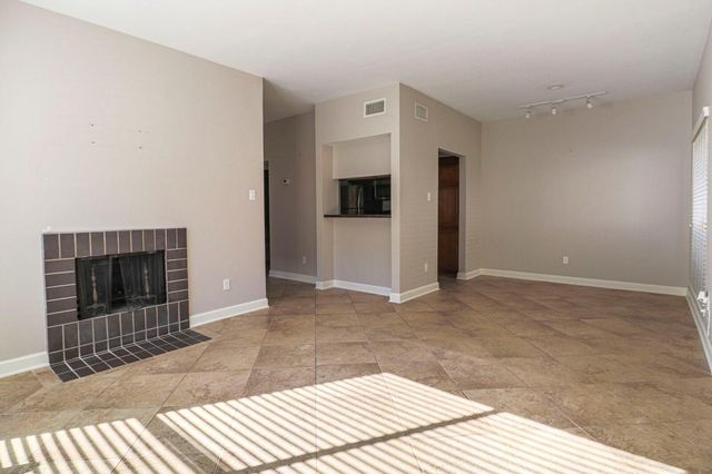 2025 Augusta Drive 1005, Houston, TX 77057