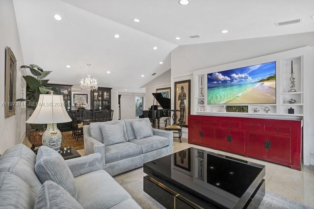 7812 SW 88th Ter, Miami, FL 33156