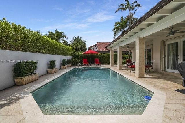 7812 SW 88th Ter, Miami, FL 33156