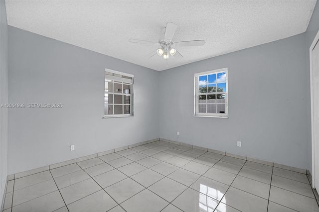 451 E 37th St, Hialeah, FL 33013