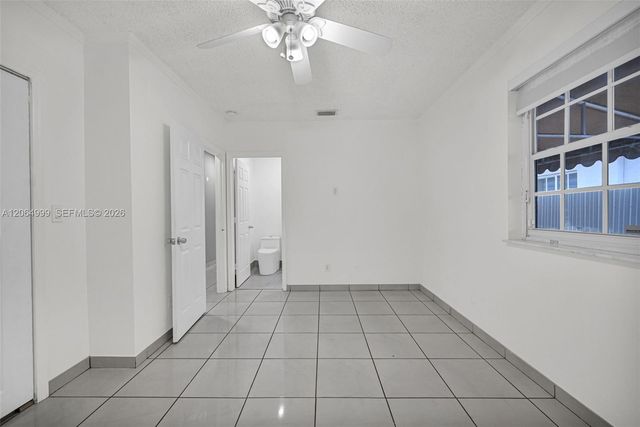 451 E 37th St, Hialeah, FL 33013