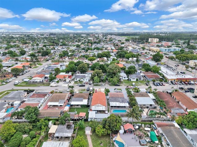 451 E 37th St, Hialeah, FL 33013