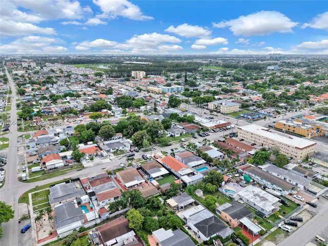 451 E 37th St, Hialeah, FL 33013