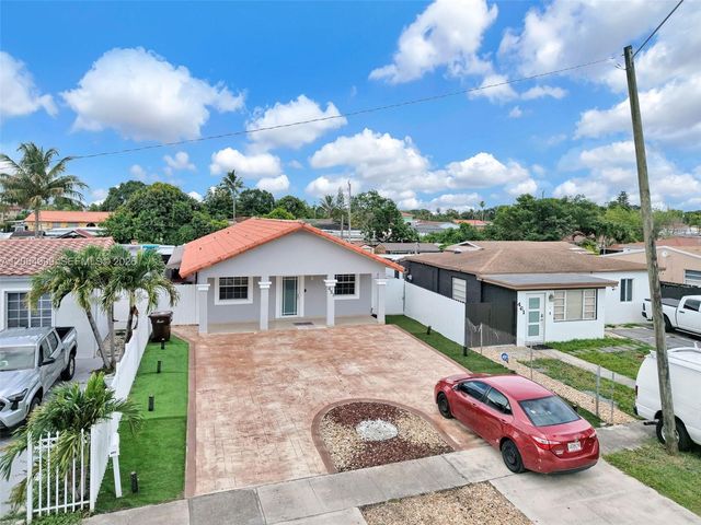 451 E 37th St, Hialeah, FL 33013