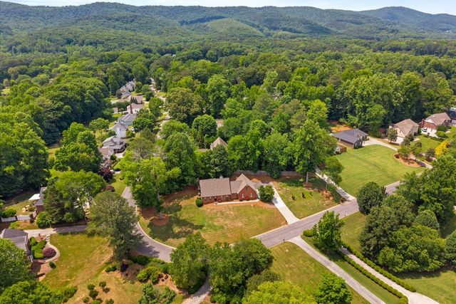 2654 Foxmore Circle, Dalton, GA 30720