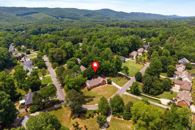 2654 Foxmore Circle, Dalton, GA 30720