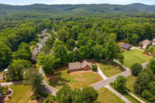 2654 Foxmore Circle, Dalton, GA 30720
