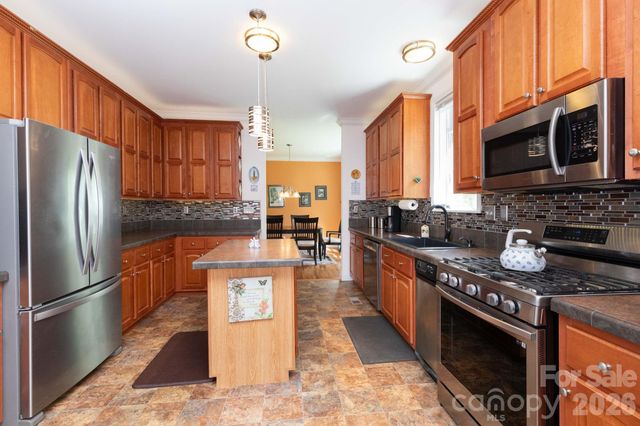 39 Kylie Grace Lane, Candler, NC 28715