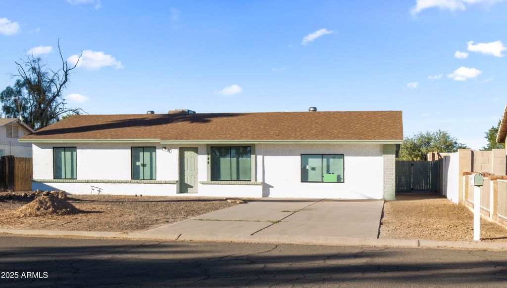 944 W CALLE TUBERIA --, Casa Grande, AZ 85194