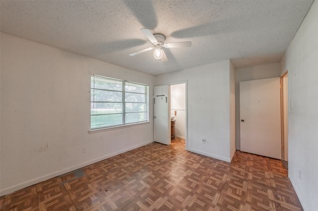 202 Mathis Street, Seagoville, TX 75159
