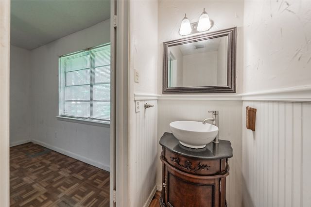 202 Mathis Street, Seagoville, TX 75159