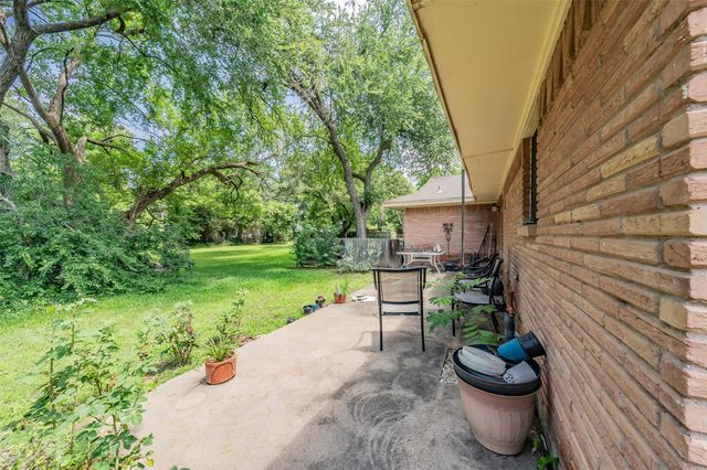 202 Mathis Street, Seagoville, TX 75159